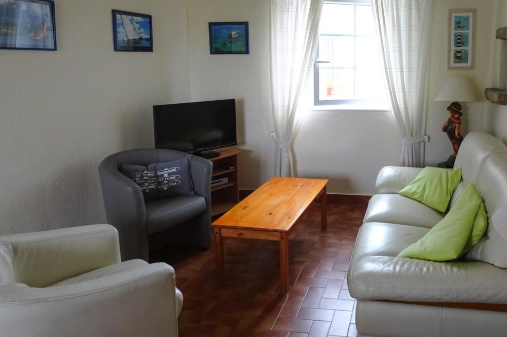 Plobannalec-Lesconil House | Semi-detached house, Lesconil