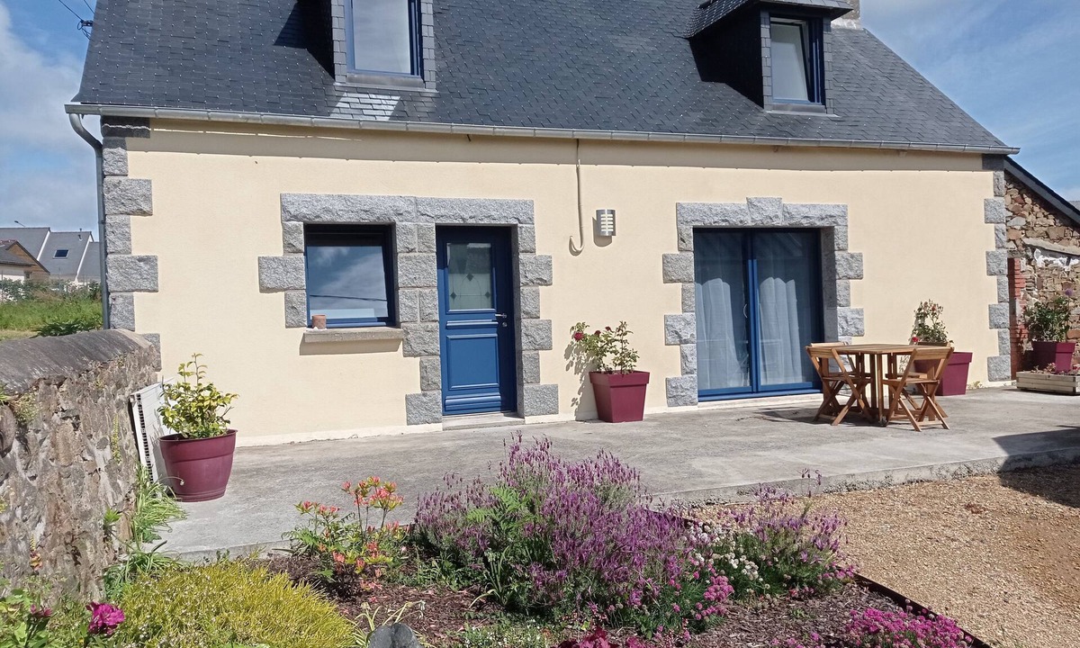 Lezardrieux House | Small renovated house close to the sea. Ideal for family vacations