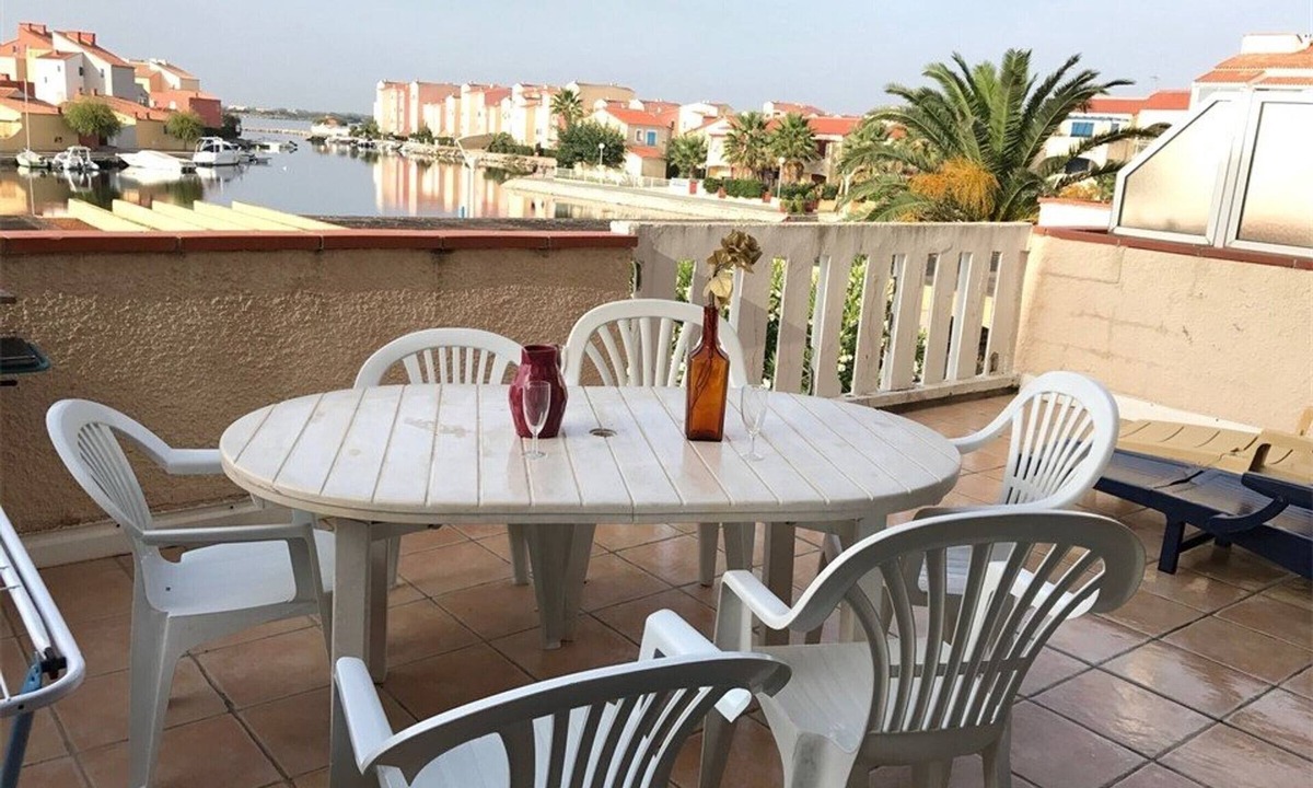Le Barcares Apartment | Spacious 3-bedroom apt with terrace, pool and parking near the beach