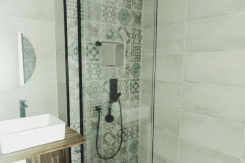 Saint-Martin Apartment | Spacious apartment ideal for leisure and work