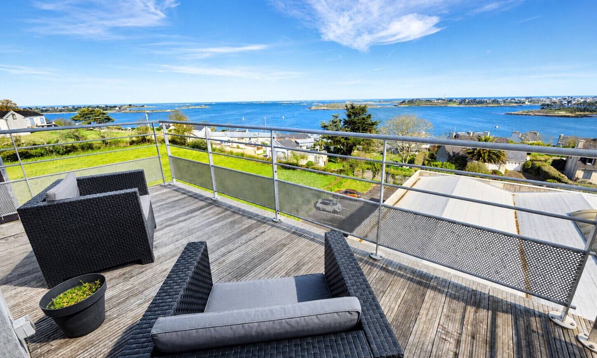 L'Aber Vrac'h Apartment | Spacious apartment with amazing sea views