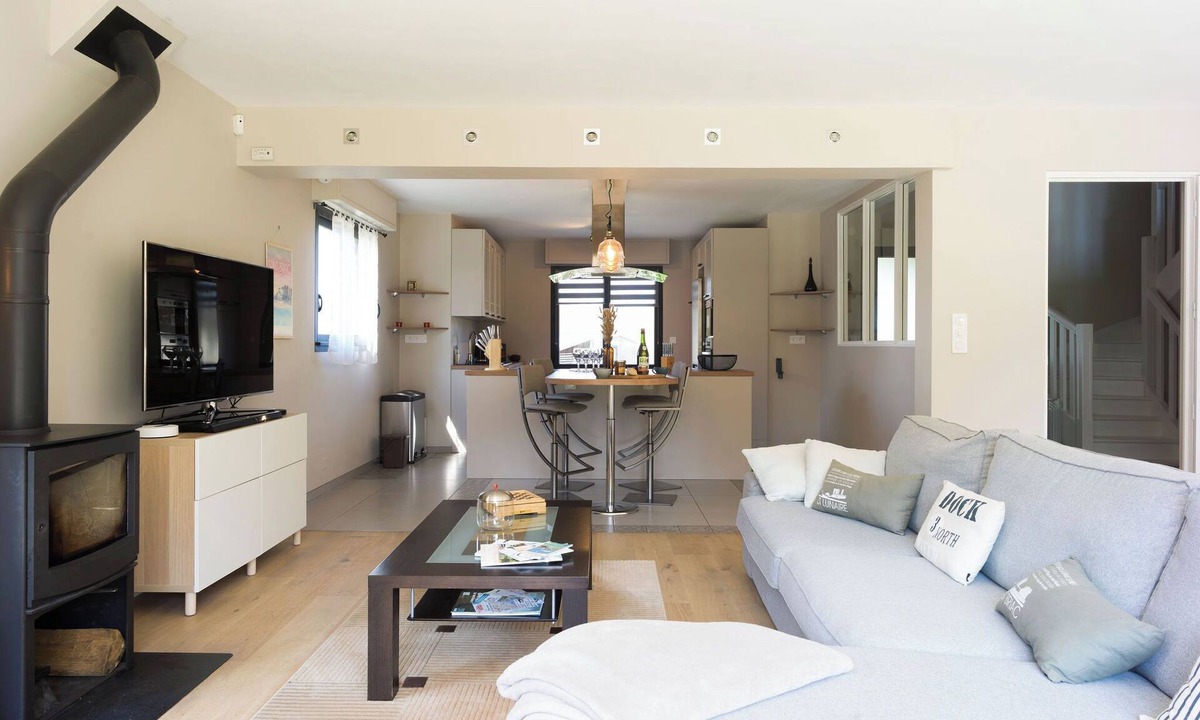 Saint-Briac-sur-Mer House | Spacious & Modern Villa, Close to the Beaches