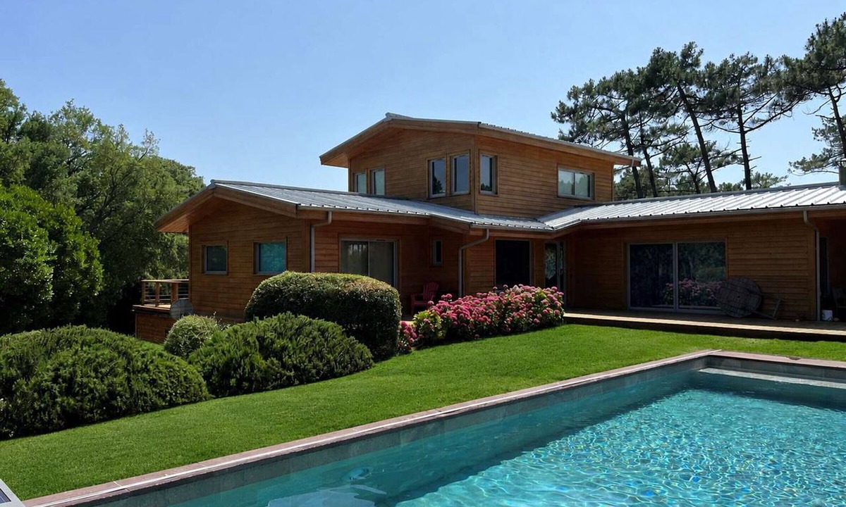Moliets-et-Maa Villa | Spacious villa with exotic wood terrace - 10 guests