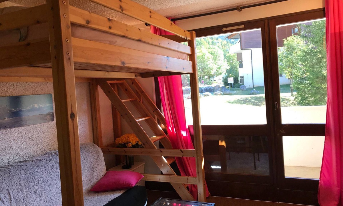 Correncon-en-Vercors Apartment | Studio at the Foot of Corrençon-en-Vercors Slopes with Balcony