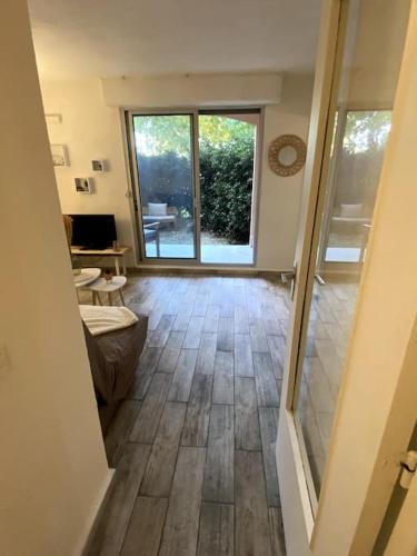 Le Port Apartment | Studio cabine avec jardin