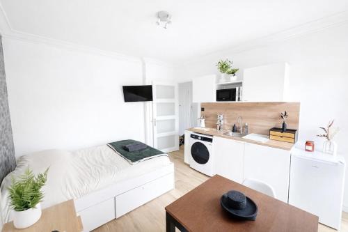 Quartier Hyper-Centre Apartment | Studio calme rénové quartier championnet proche Tramay
