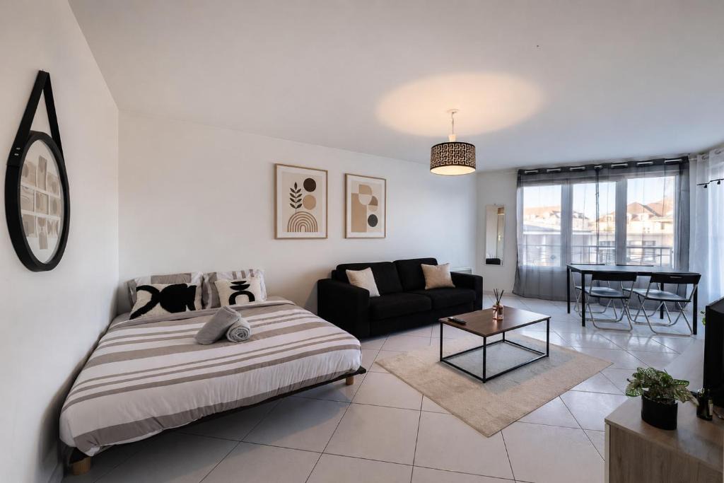 Bussy-Saint-Georges Apartment | Studio cosy 4 personnes 5 min de Disneyland Paris