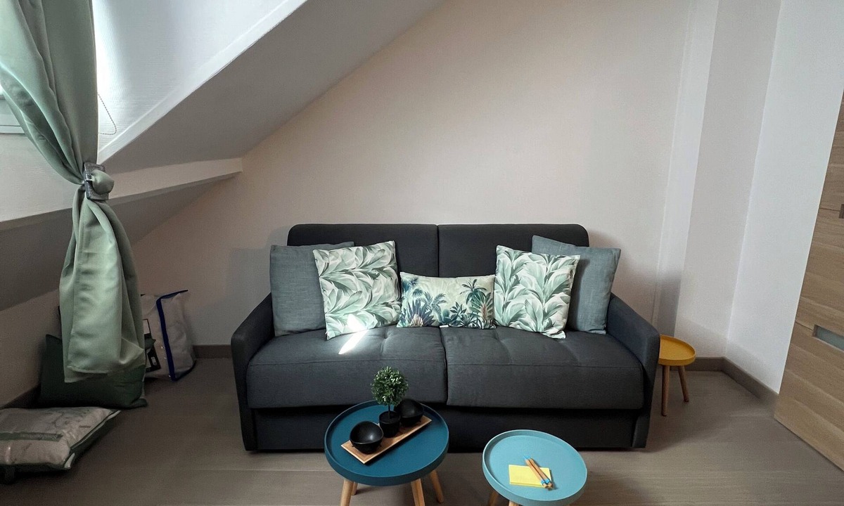 Fontainebleau Apartment | Studio in the heart of Fontainebleau. 5 minutes from the Château!