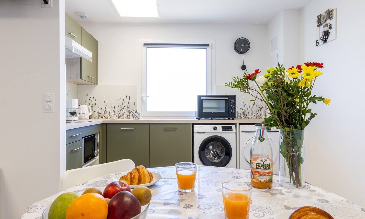 Narrosse Apartment | Studio 'L'îlot Narrossais Curistes 6' – Conciergerieland