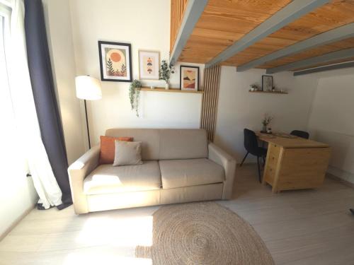Les Avenieres Apartment | Studio mezzanine - 4 pers - Parking - 2km Walibi