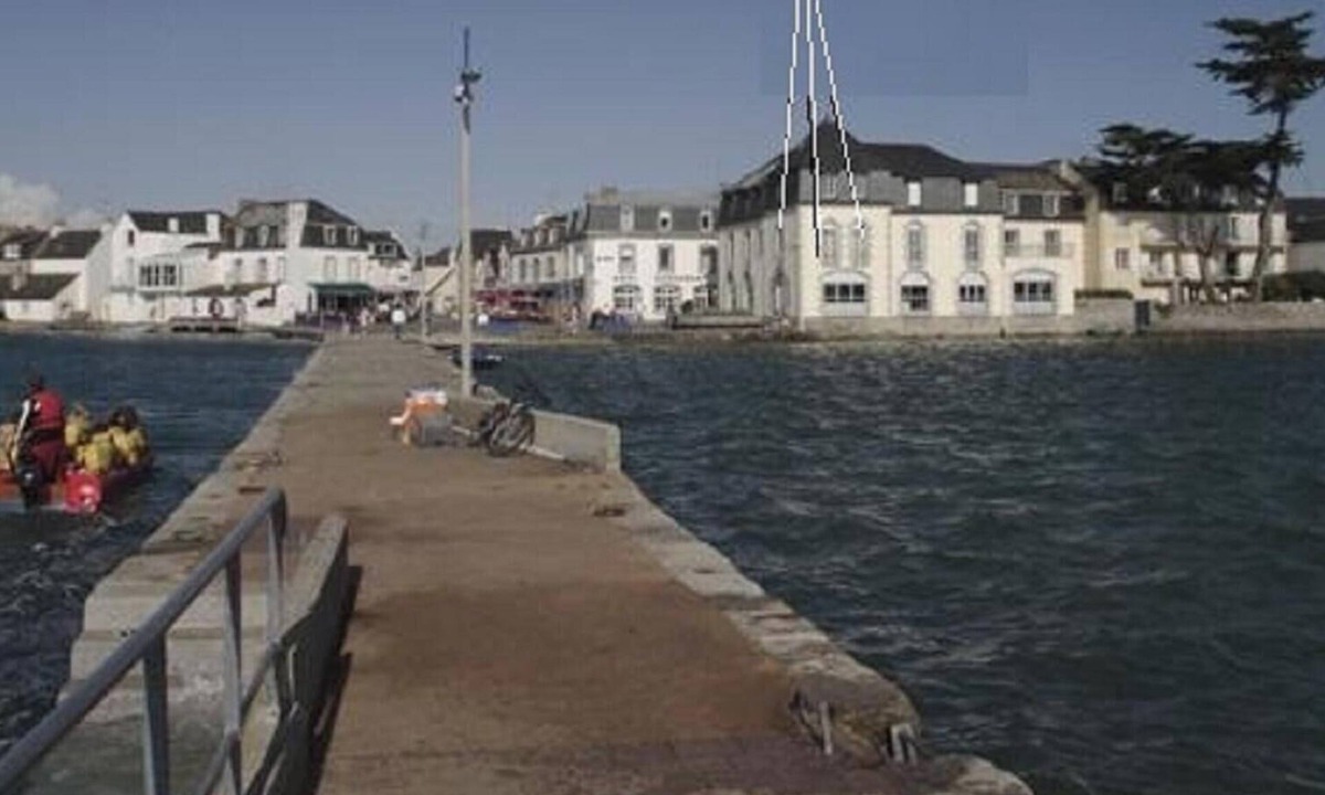 Ile-Tudy Apartment | Studio "On the Port", On the Wharf
