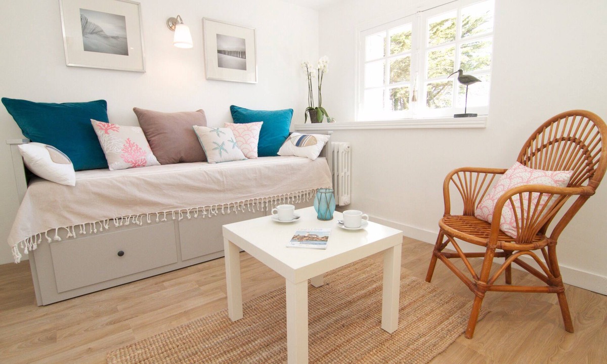 Clohars-Carnoet Apartment | Studio 'Villa Prat Bras - Sea View' with Shared Garden and Wi-Fi