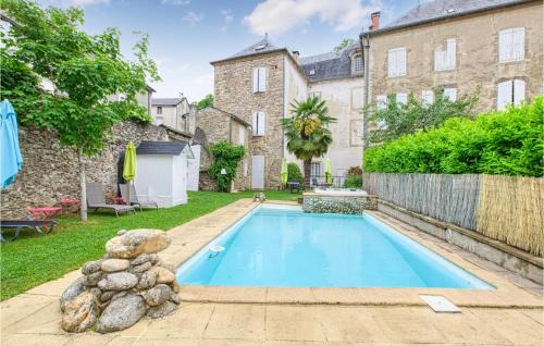 Saint-Jean-du-Bruel Apartment | Stunning Apartment In Saint Jean Du Bruel