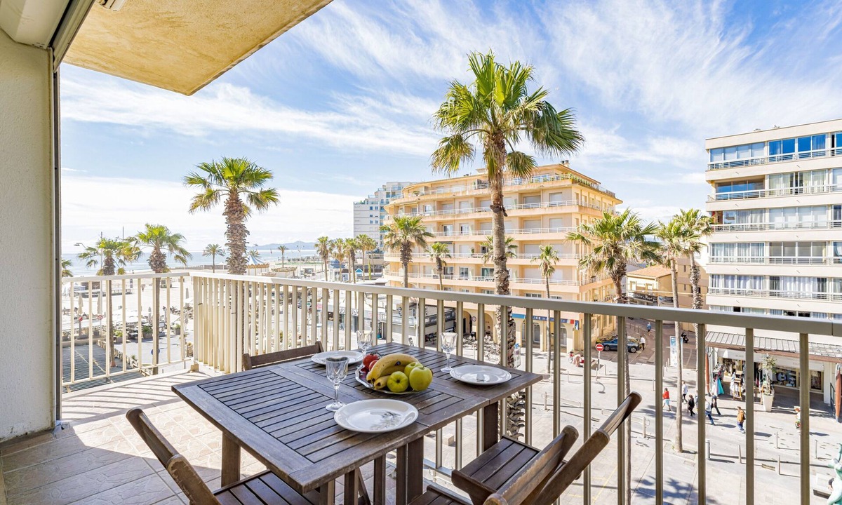 Mediterranee Apartment | Stunning Sea View, Central F2 Apartment with 17 m² Terrace