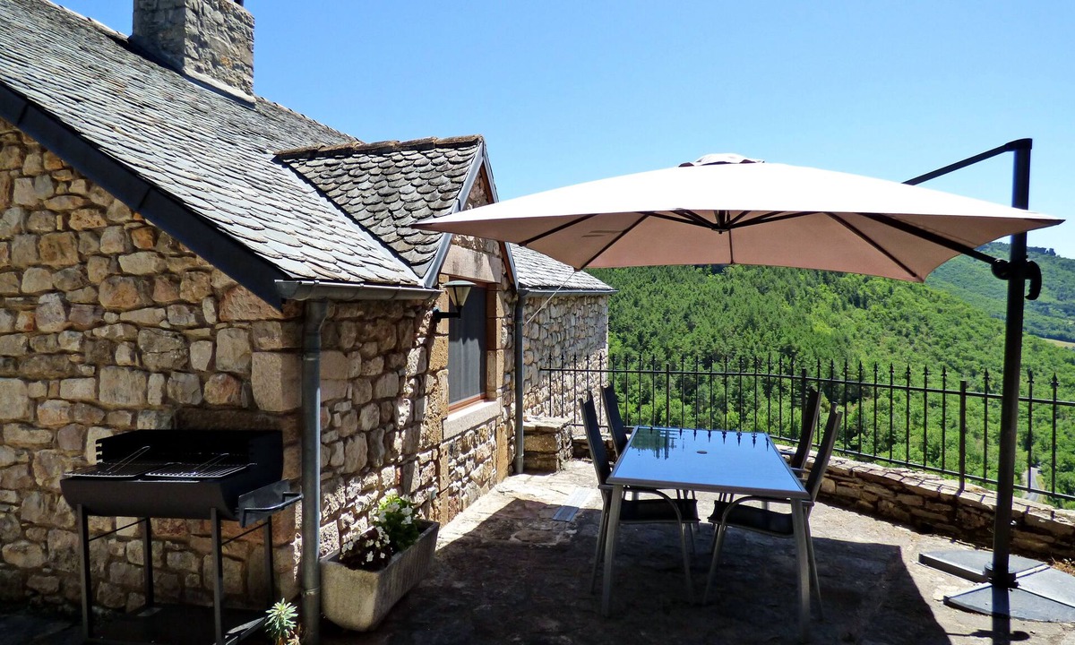 Cantobre Cottage | Stunning Valley Views from our 3* Gîte bordering the Cévennes and Grands Causses