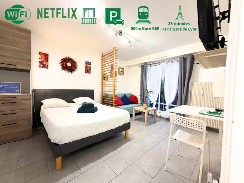 Melun Apartment | Suite Athéna - Melun gare RER - Studio avec Balcon et parking