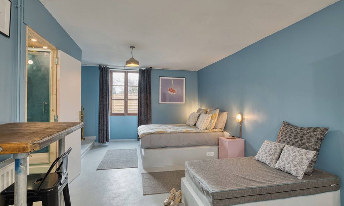 Orges Bed & Breakfast | Suite Privée, Bain, Kitchenette, en Champagne.