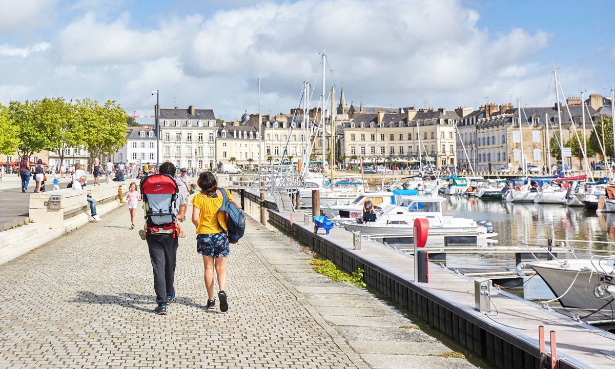 Vannes Apartment | Superb T4 80m2 - Terrace 40m2 - 4/6pers - fully equipped and linen included