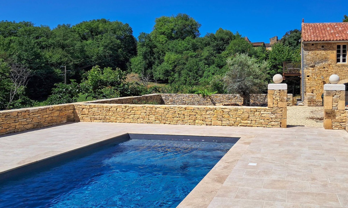 Montgesty House | Superbe maison avec piscine