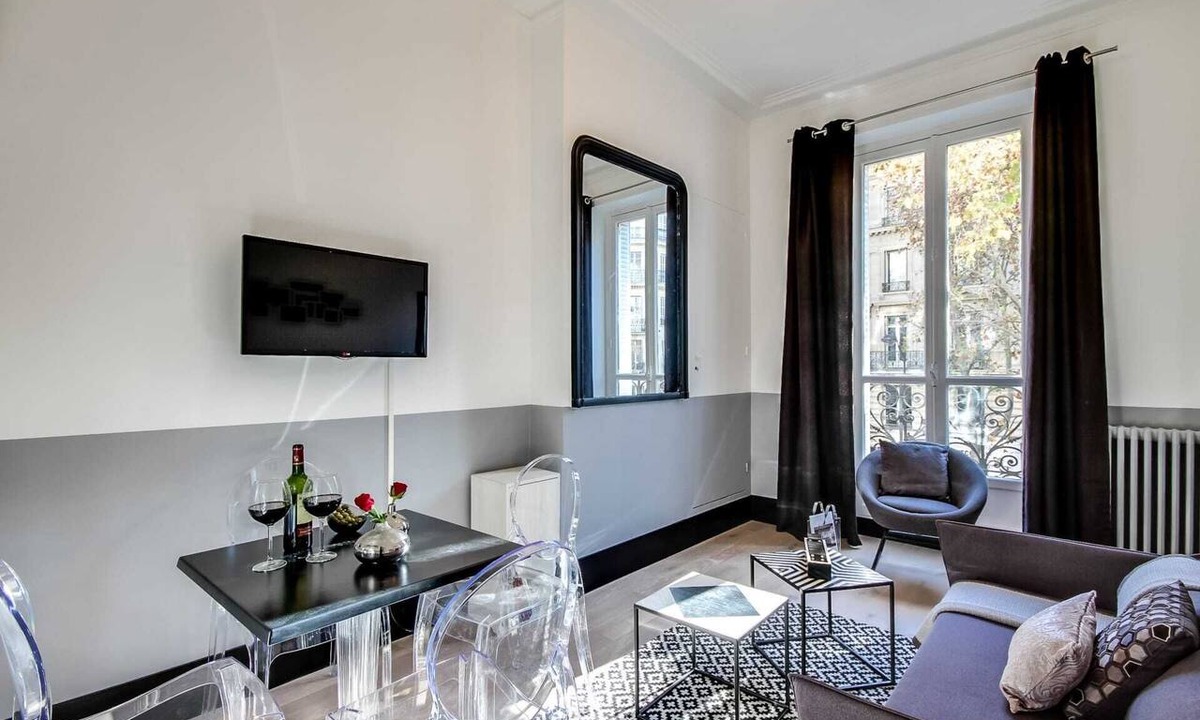 Saint-Germain-des-Pres Apartment | Sweett | Saint Germain II