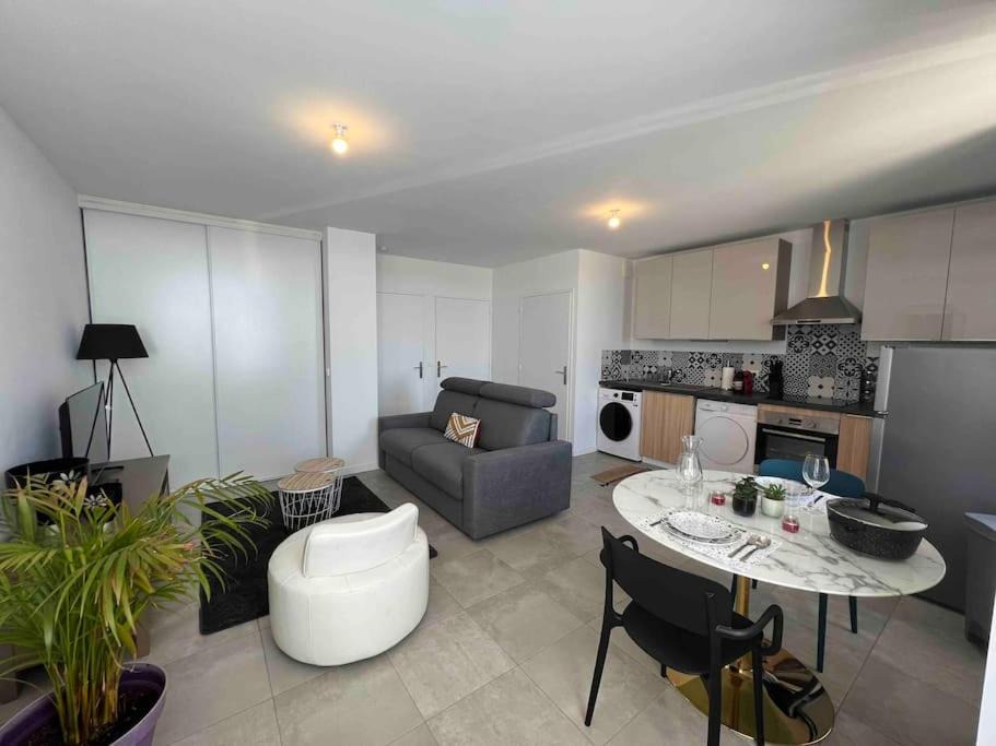 Panissieres Apartment | T2 la dolce vita panissière