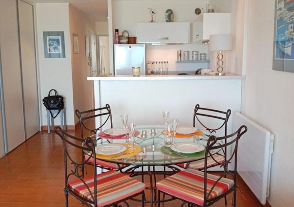 Le Chateau Apartment | T2 Moderne Vue Mer, 3 Étoiles, Parking Privé, Proche Plage - FR-1-696-40