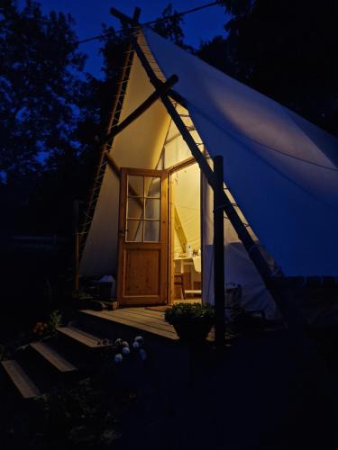Menil-Hubert-sur-Orne Other | Tente Lodge Logement Insolite 4pers Campagne Normande Orne