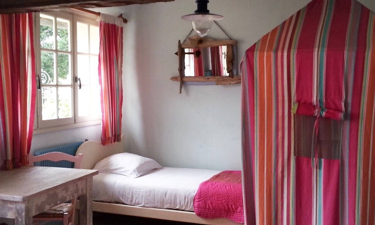 Conde-sur-Seulles Bed & Breakfast | ------The beach------