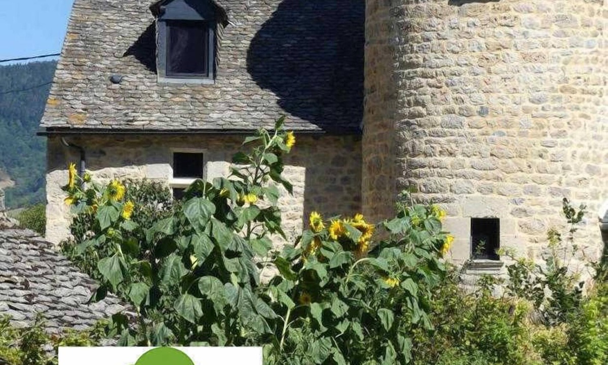 Saint-Etienne-du-Valdonnez House | The Truc de Balduc gîte