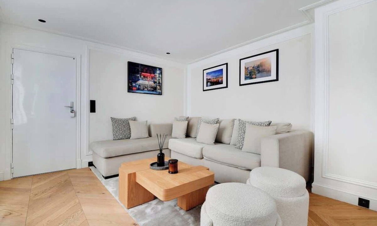 Saint-Germain-des-Pres Apartment | The Lander - Serviced 2BR/2BA - Saint Germain