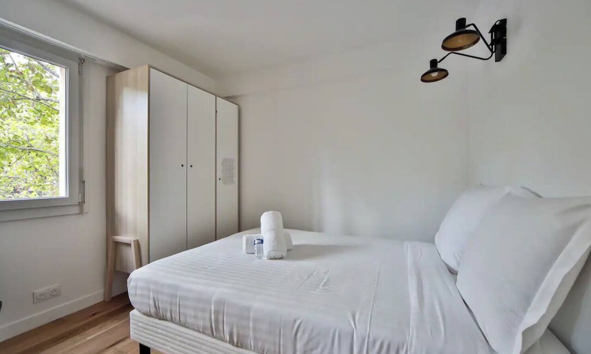 Croulebarbe Apartment | The White Dream -Cosy & bright- by Mon Petit Faré