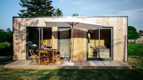 Sains House | Tiny House - Mont Saint Michel