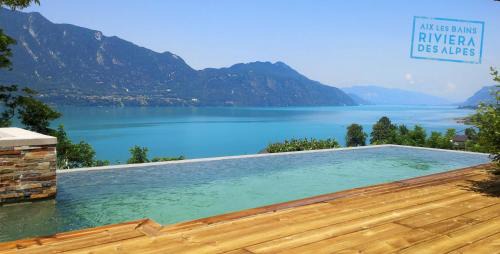 Viviers-du-Lac Hotel | Tiny-House-Pool-Lake