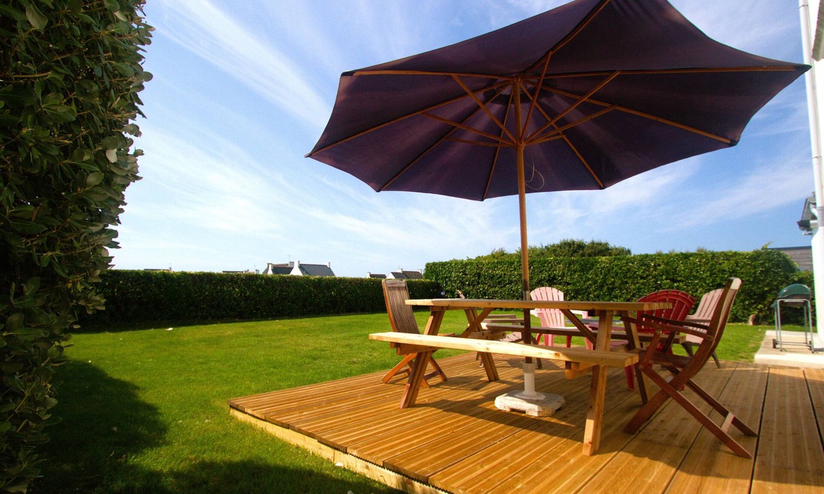 Pouldreuzic House | Tipoz'Immo Ar Baradoz sea view linen included garage garden
