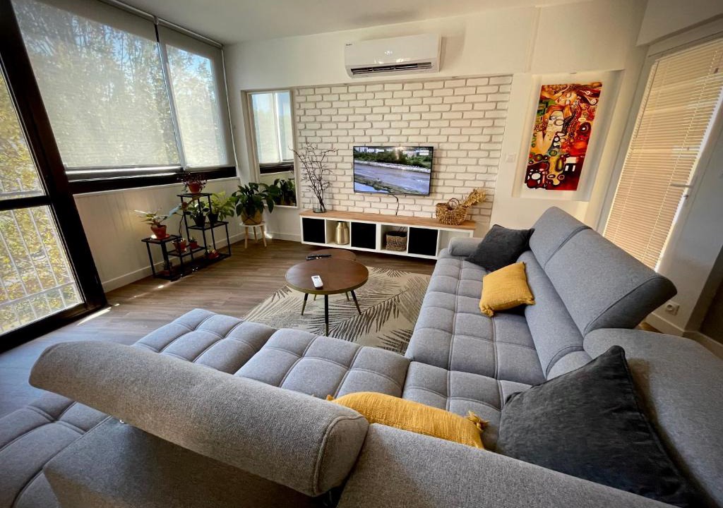 La Gare Apartment | Très bel appartement central, au calme avec balnéo
