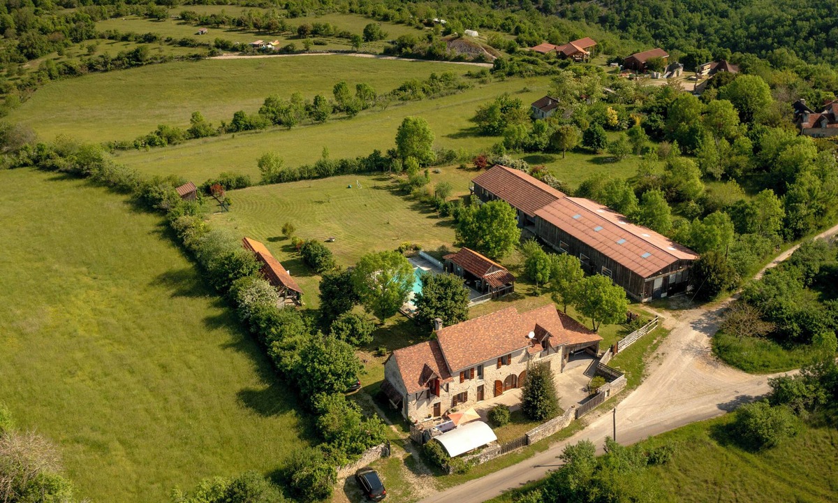 Salvagnac-Cajarc Villa | Two-Villa Estate with Pool & Valley Views