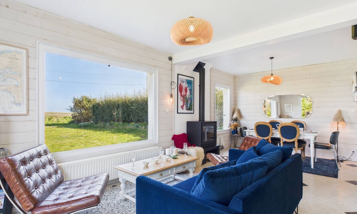 Plouguerneau House | Ty Gwen Mar - waterfront house for 6