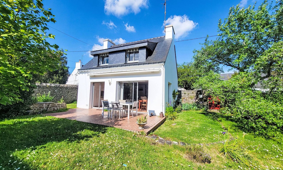 La Trinite-sur-Mer House | Ty Mam Goz by Interhome