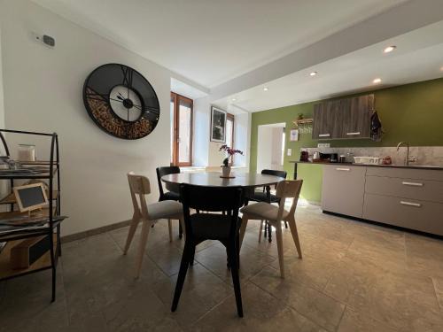Fleurie House | Une parenthèse au Vivier