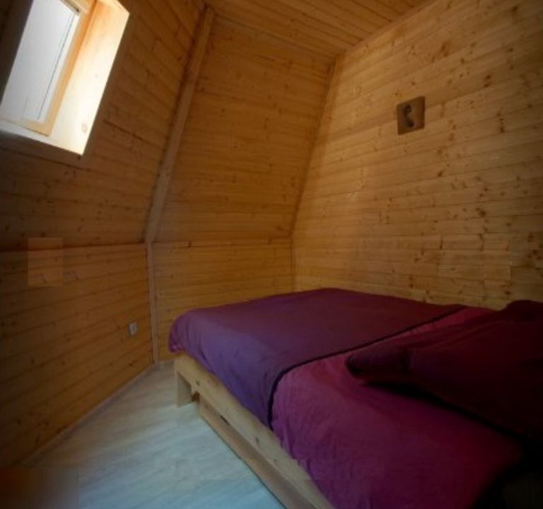 Champvert Cabin | unusual gites in the heart of nature Les Tipis 3
