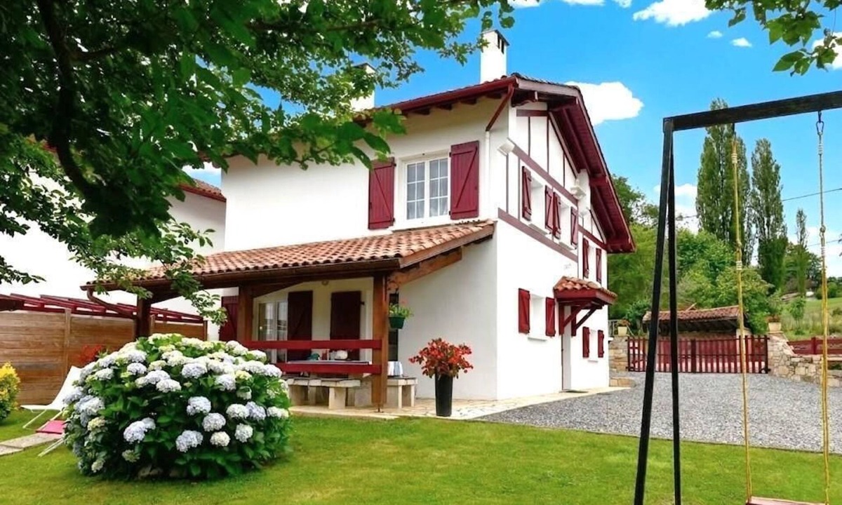 Lasse House | UR Ondoa - Lasse - Gîte