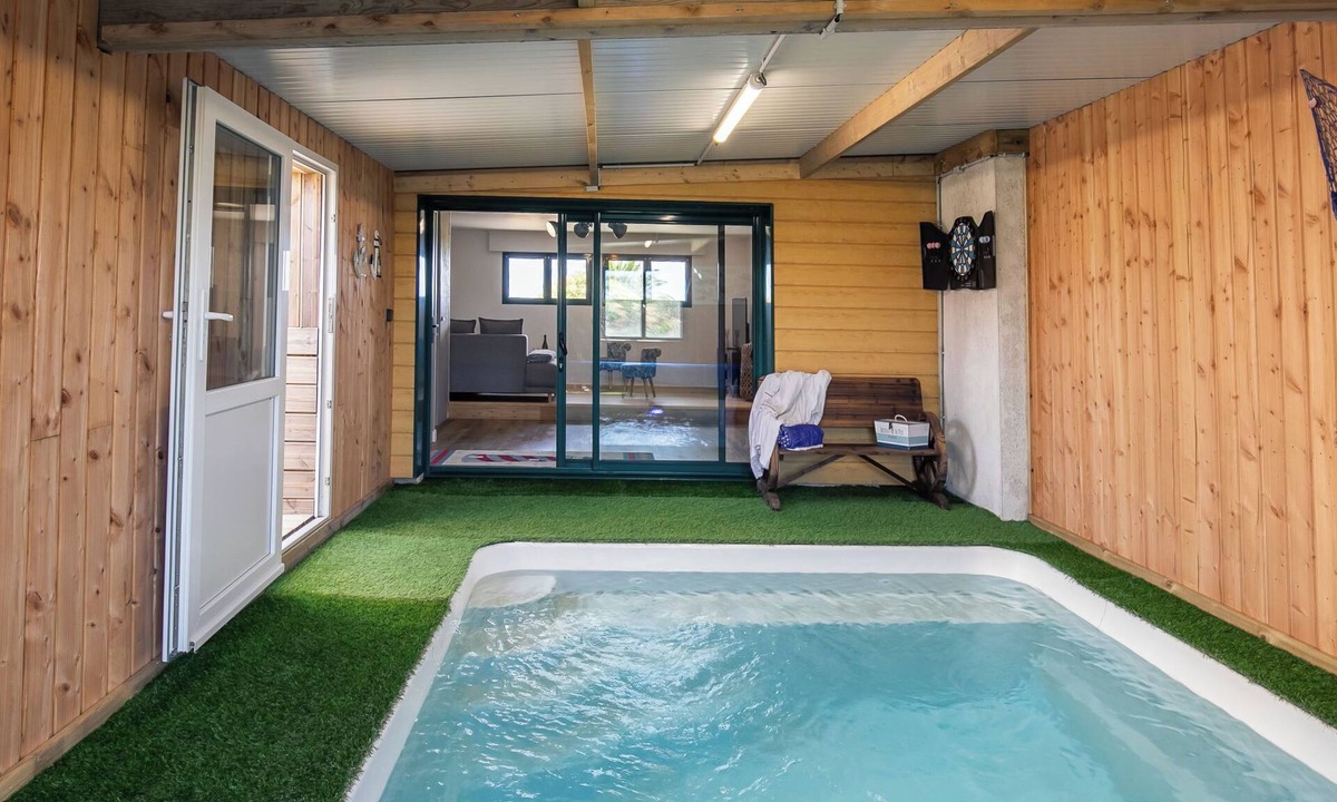 Guimaec House | Vacation home Ty Man by Interhome