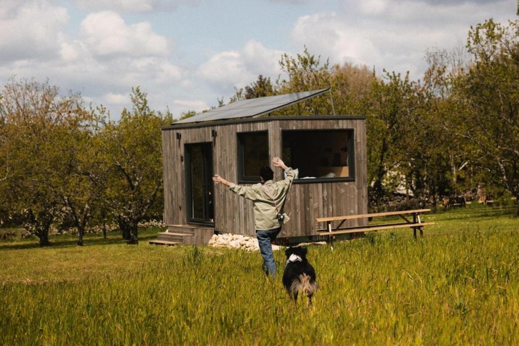 Rarecourt Cabin | Vallée - Parcel Tiny House - Tiny house au coeur d'un verger proche Paris et Verdun MAE-1263