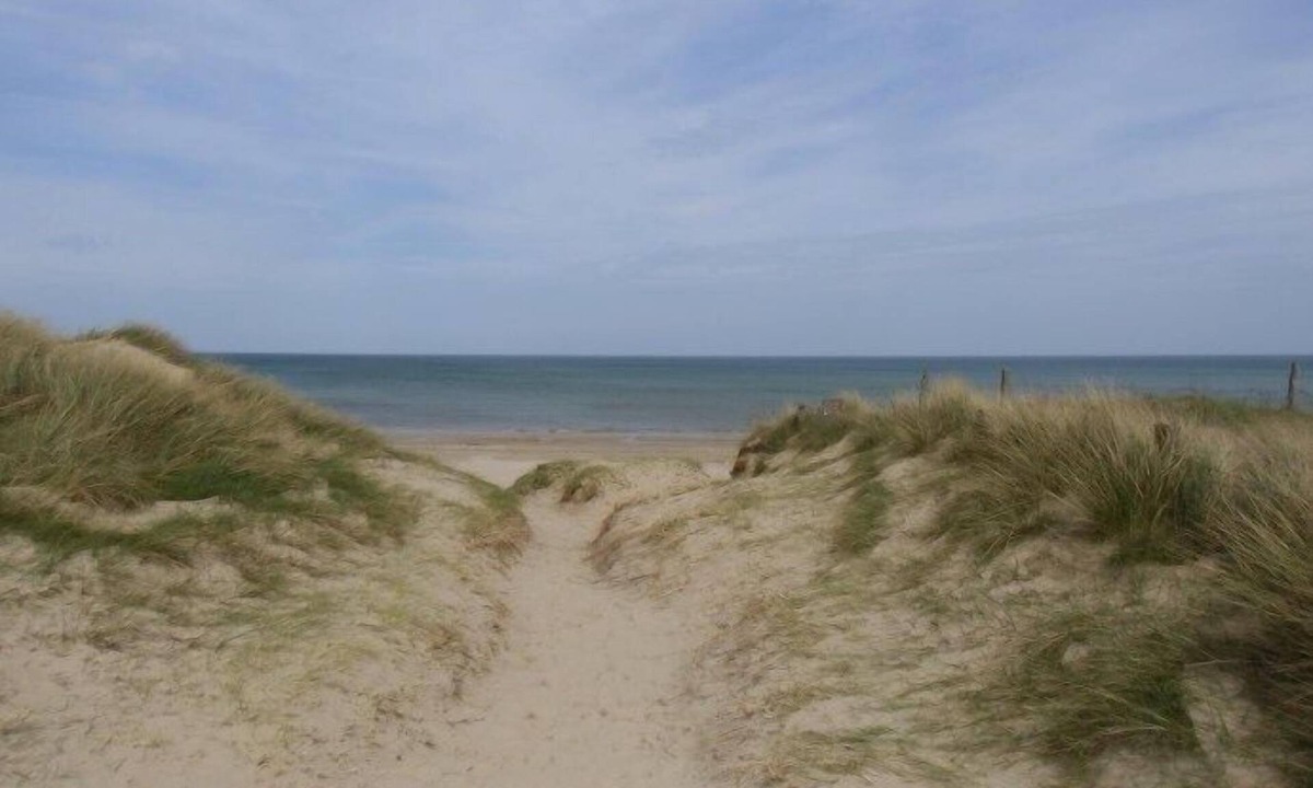Vierville Cottage | Vierville - Near Utah Beach - house 5 people - 3 bedrooms.