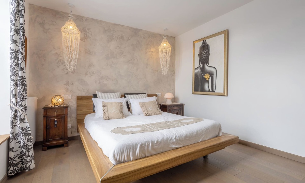 Le Pouldu Villa | Villa 'Beach House Les Bleuets' with Sea View, Private Terrace and Wi-Fi