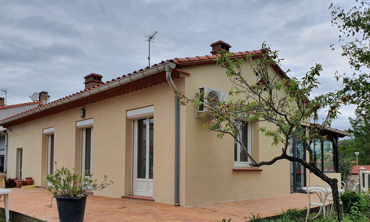 Thuir House | Villa Boune