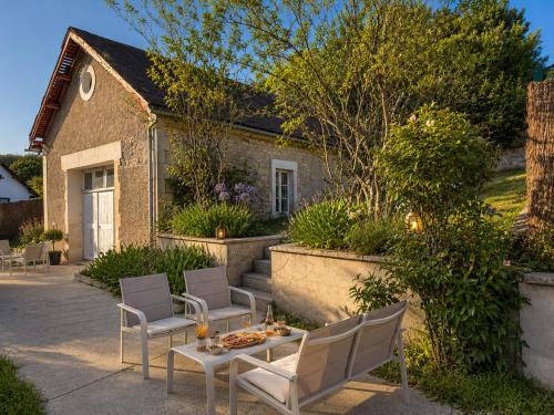 Port-en-Bessin-Huppain House | Villa Césune - maison de caractère face au port - 13 personnes