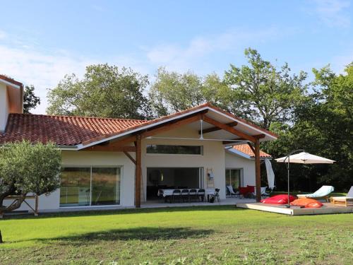 Soustons Villa | Villa climatisée pour 10 pers. à Soustons avec piscine chauffée - FR-1-379-169