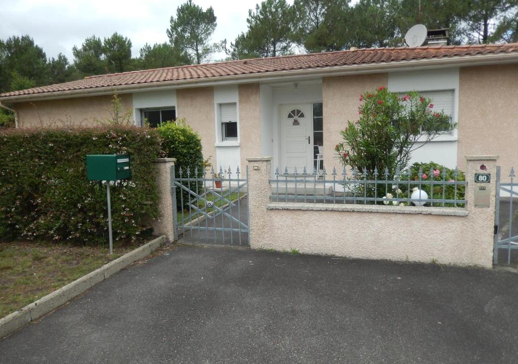 Josse Bed & Breakfast | Villa De Guénifey