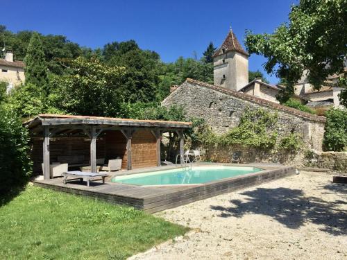 Pontcirq Villa | Villa du Clocher - Confort, piscine privee